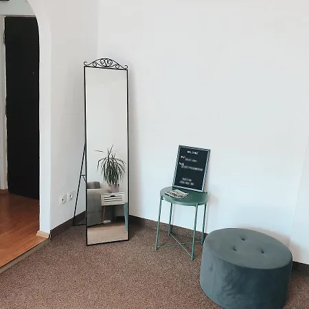 Central Aesthetic